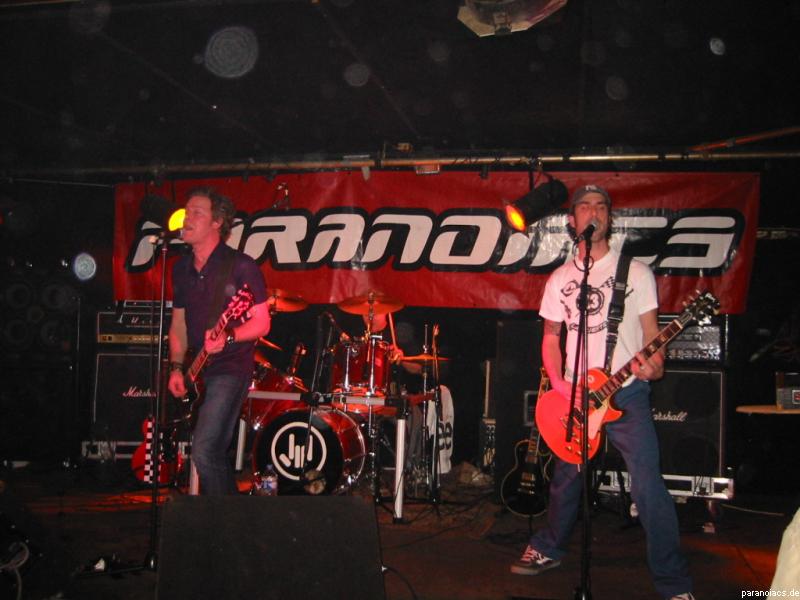 ./20011116_Paranoiacs_Underground/Paranoiacs01@Underground.jpg