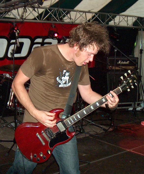 ./20030802_Paranoiacs_Zoersel_DeNon/10.jpg