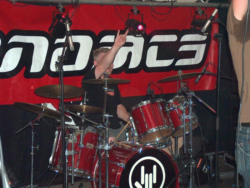 ./20030802_Paranoiacs_Zoersel_DeNon/24.jpg
