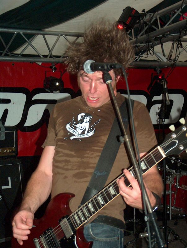 ./20030802_Paranoiacs_Zoersel_DeNon/34.jpg